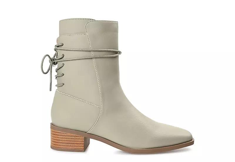 Journee Collection Womens Vannder Ankle Boot Product Image