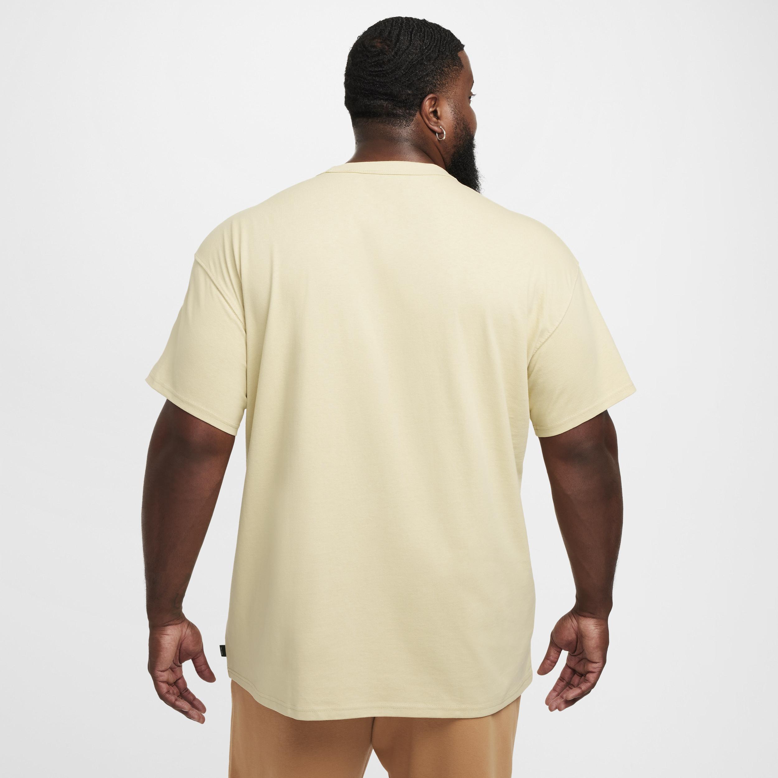 Men's Nike Sportswear Premium Essentials T-Shirt Product Image