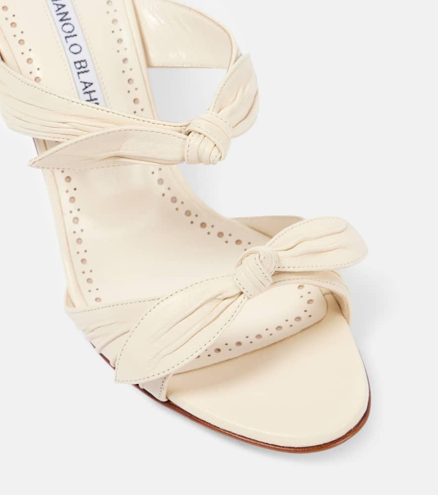 MANOLO BLAHNIK Lollo 70 Bow-detail Leather Sandals In Beige Product Image