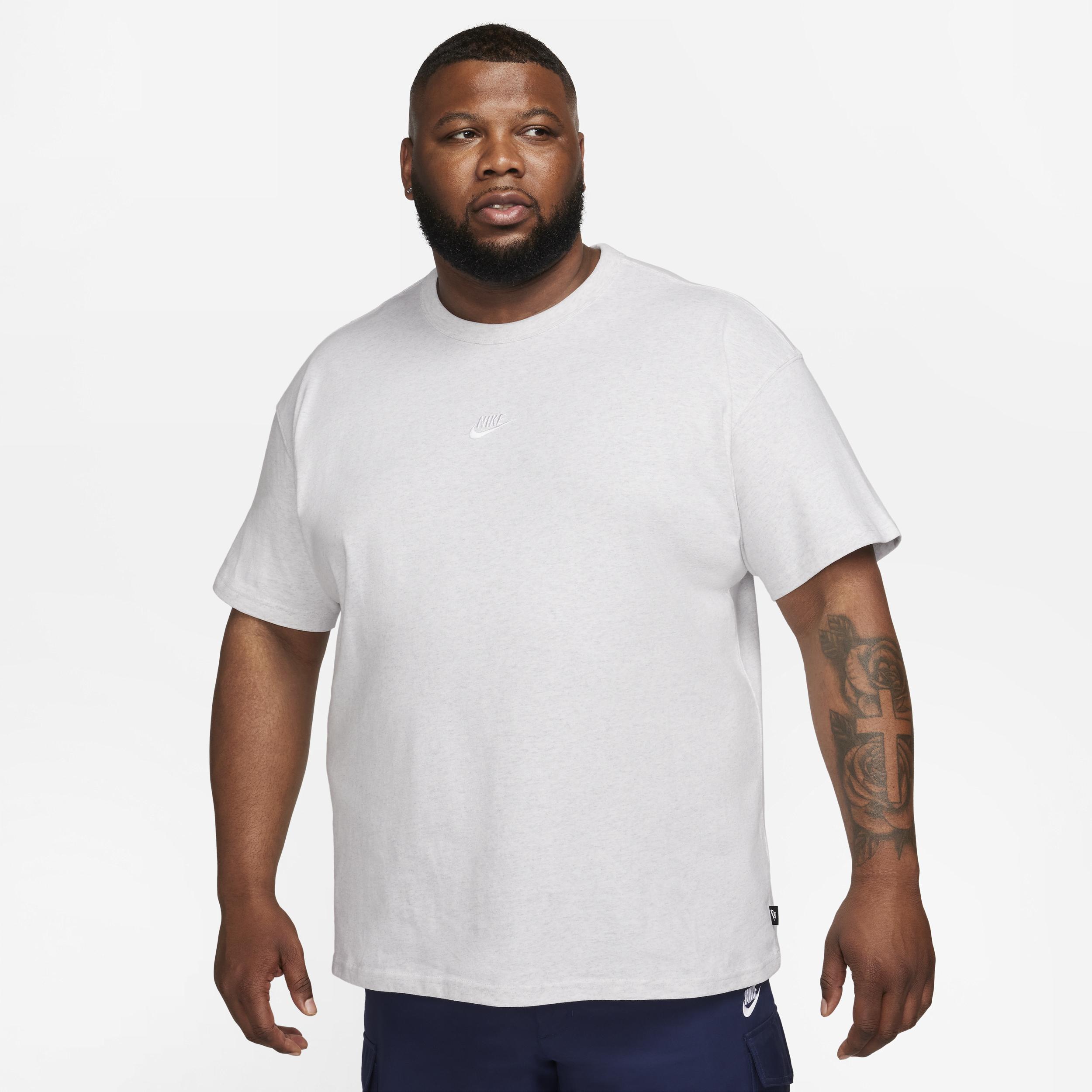 Nike Premium Essentials T-shirt in gray  Product Image