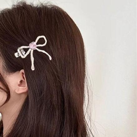 Heart Bow Hair Clip Product Image