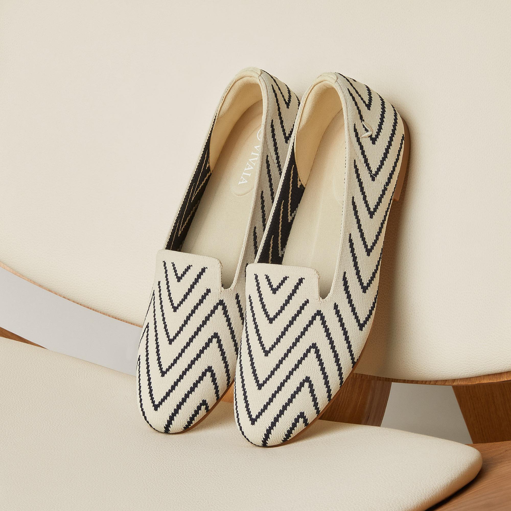 Round-Toe Embroidered Loafers (Audrey) Product Image