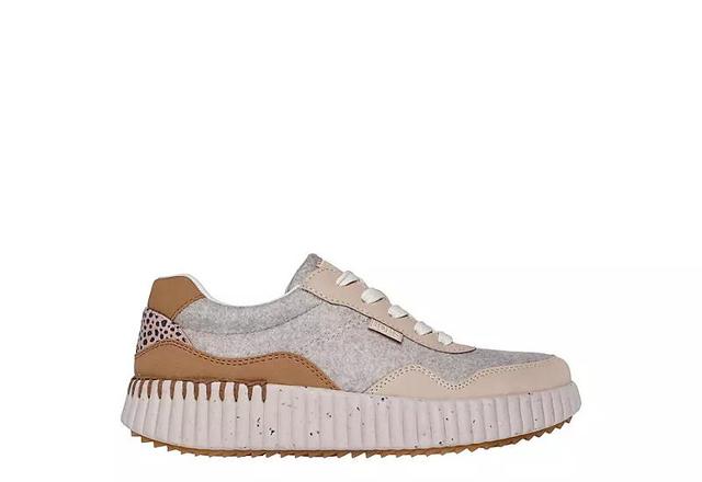 Skechers Womens Vista Sneaker Product Image