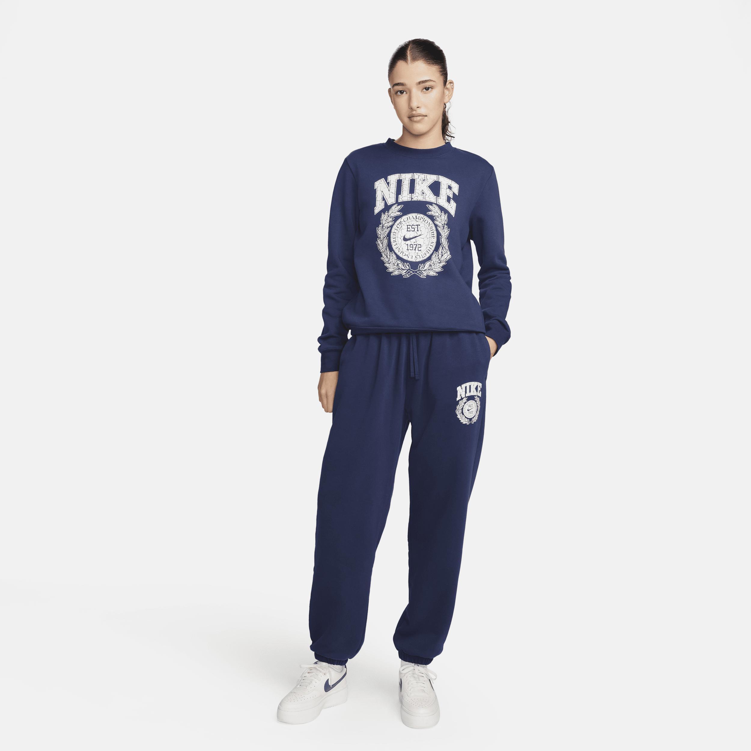 Women's Nike Sportswear Club Fleece Crew-Neck Sweatshirt Product Image