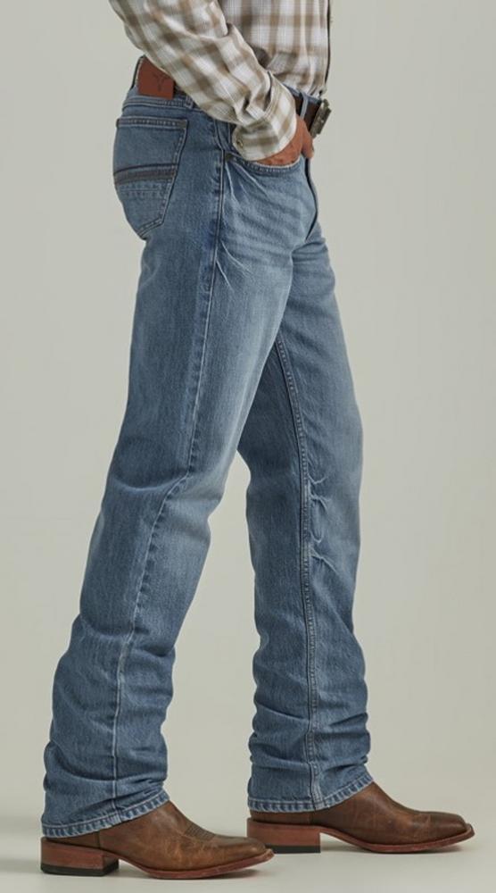 Wrangler 20X® Men's No. 44 Light Wash Slim Straight Leg Jeans Product Image