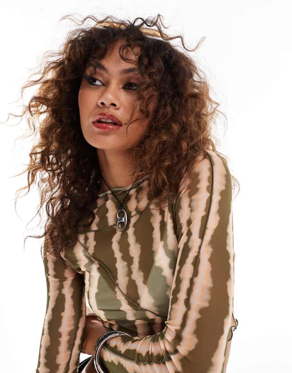 Noisy May long sleeve crop top with seam detail in beige & khaki print product image