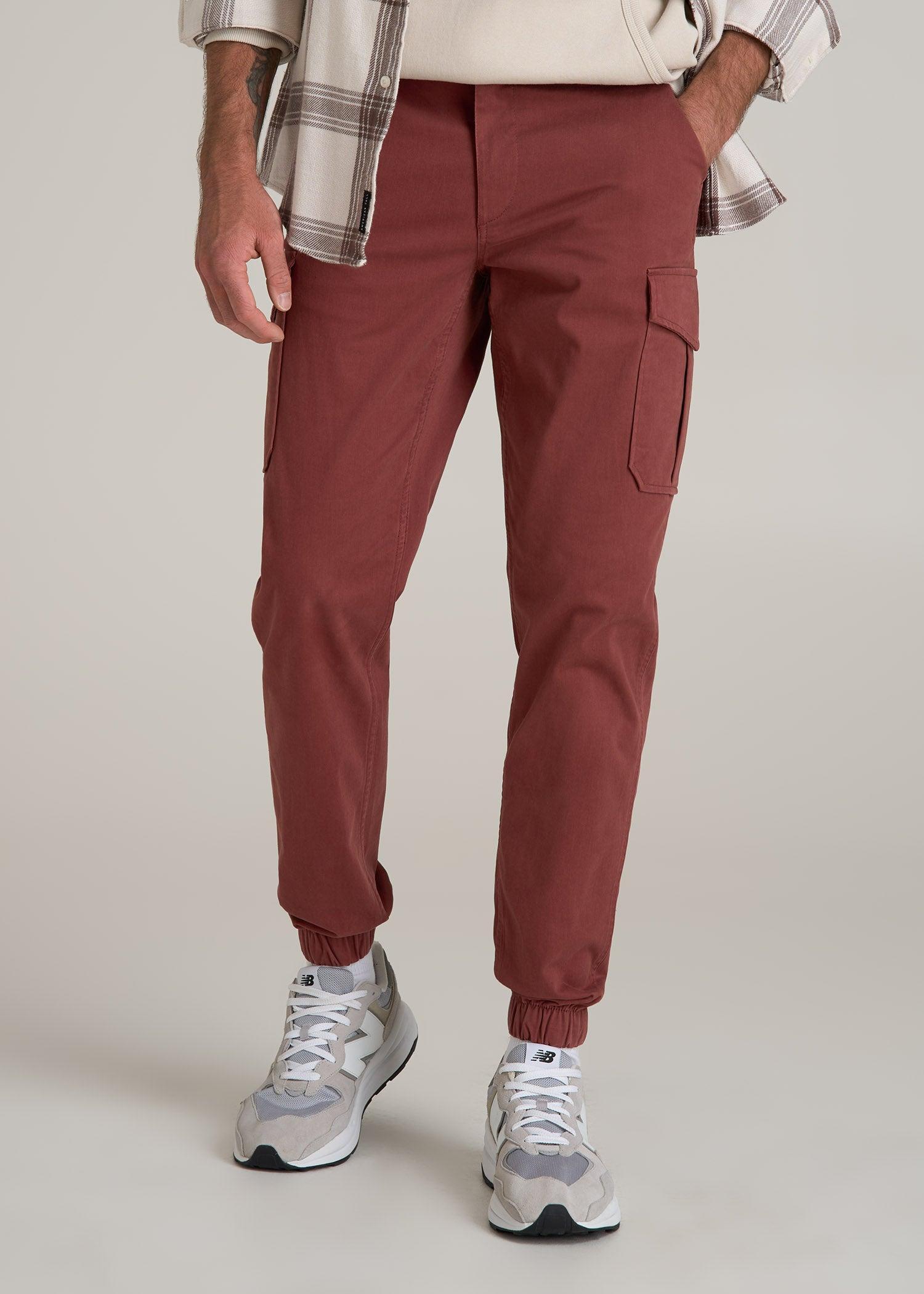 TAPERED-FIT Stretch Cotton Cargo Jogger Pants for Tall Men in Intense Rust Product Image