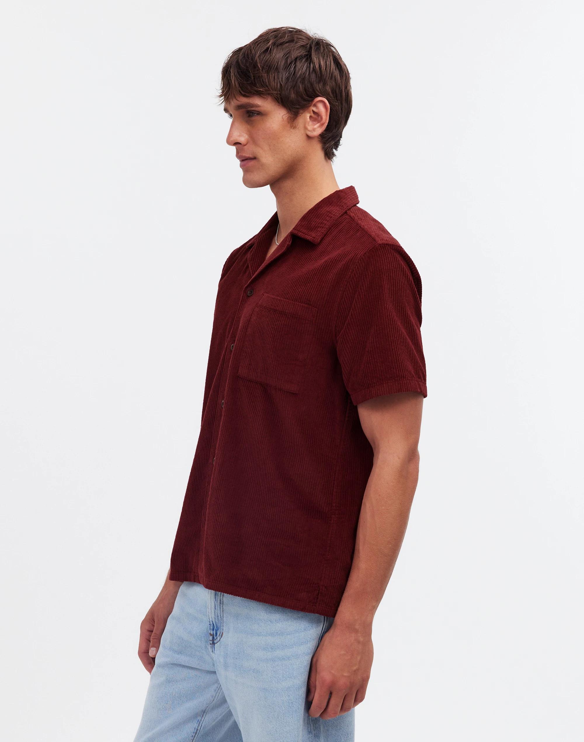 Easy Short-Sleeve Shirt in Corduroy Product Image