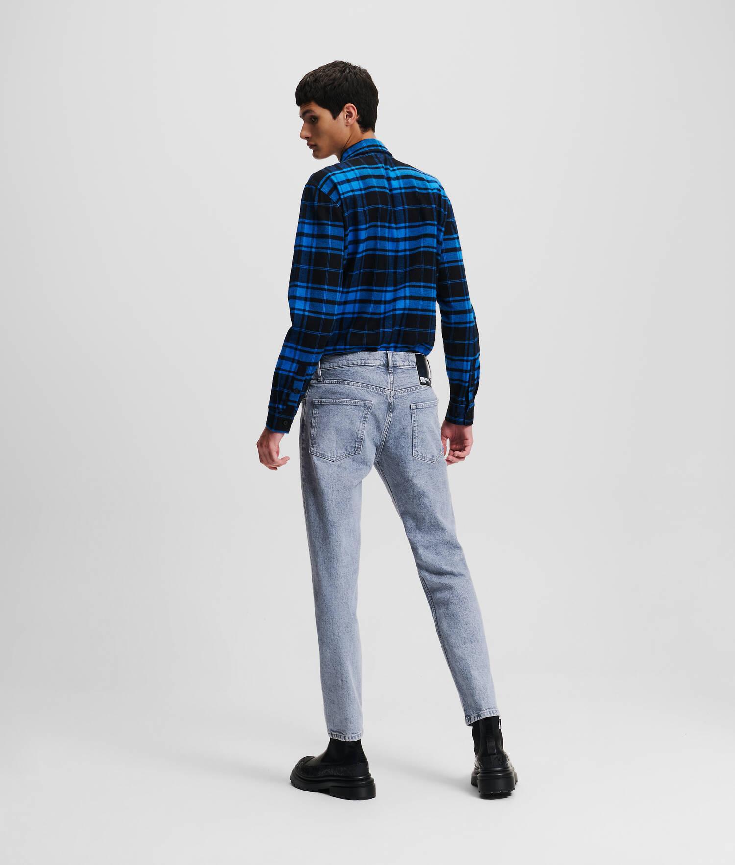 KLJ TAPERED JEANS Product Image