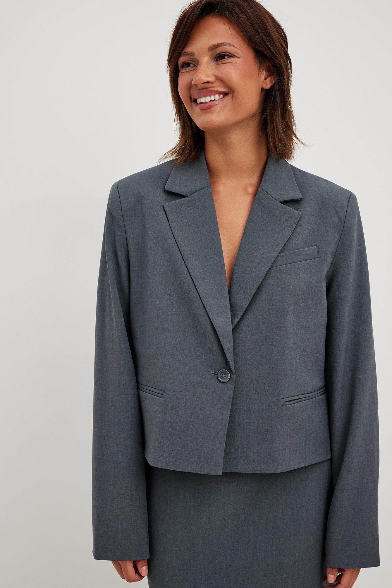 Short Tailored Straight Blazer Product Image