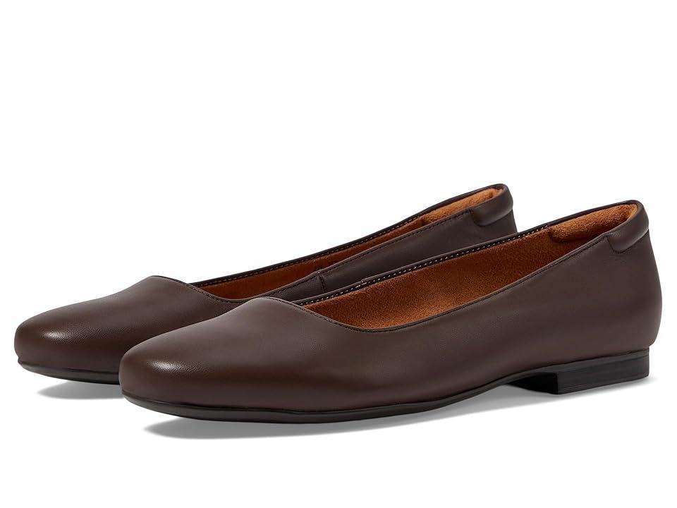 Naturalizer Kelly Ballet (Chocolate Bar Leather) Women's Flat Shoes Product Image