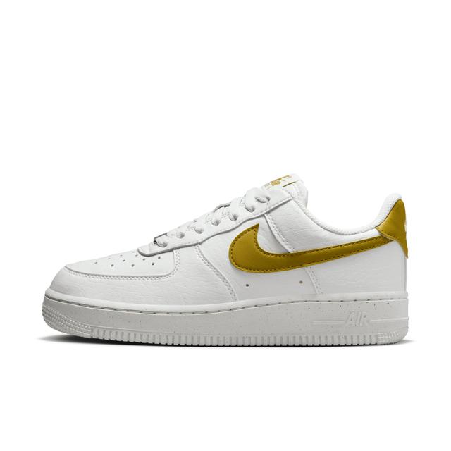 Nike Air Force 1 '07 SE sneakers in white & gold  Product Image