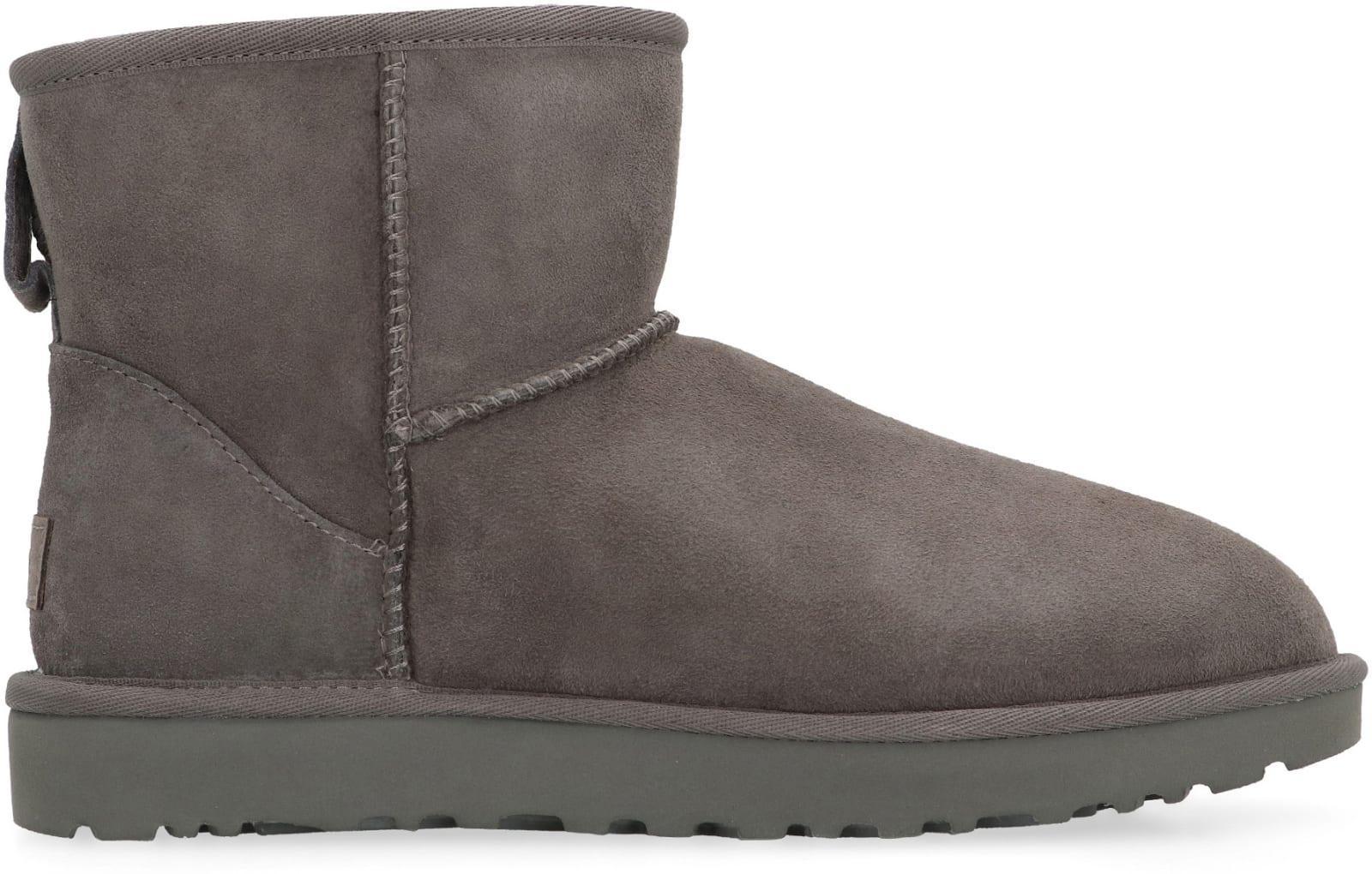 UGG Classic Mini Ii Ankle Boots In Black (black) Product Image