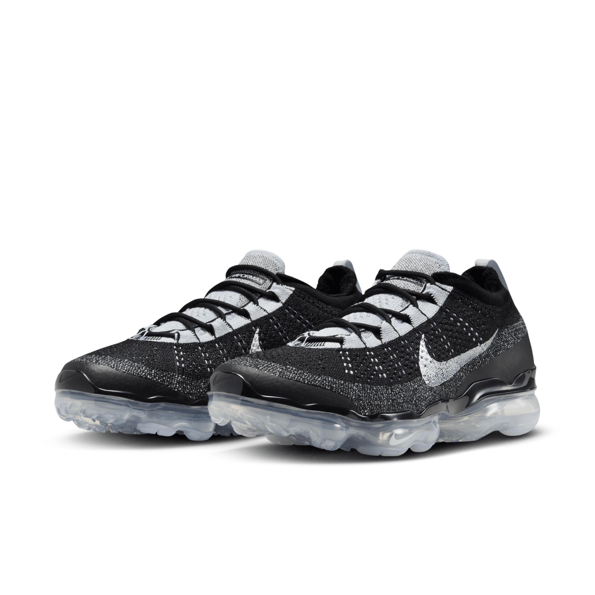 Nike Men's Air VaporMax 2023 Flyknit Shoes Product Image