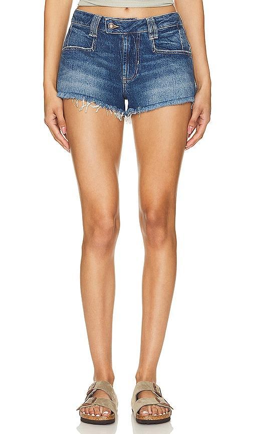 x REVOLVE Crvy High Voltage Short Product Image