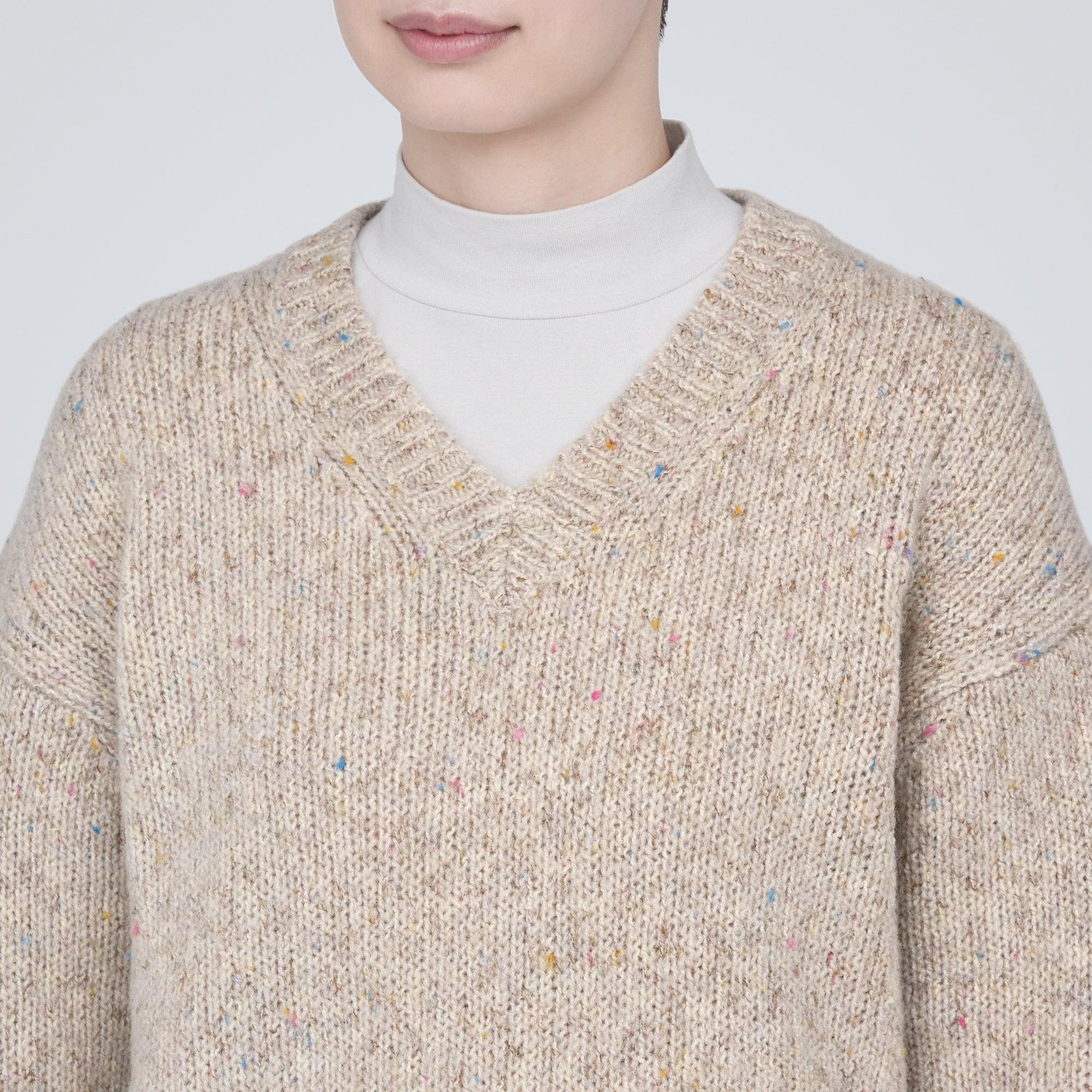 Women's Yak-Wool Mix V Neck Sweater Product Image