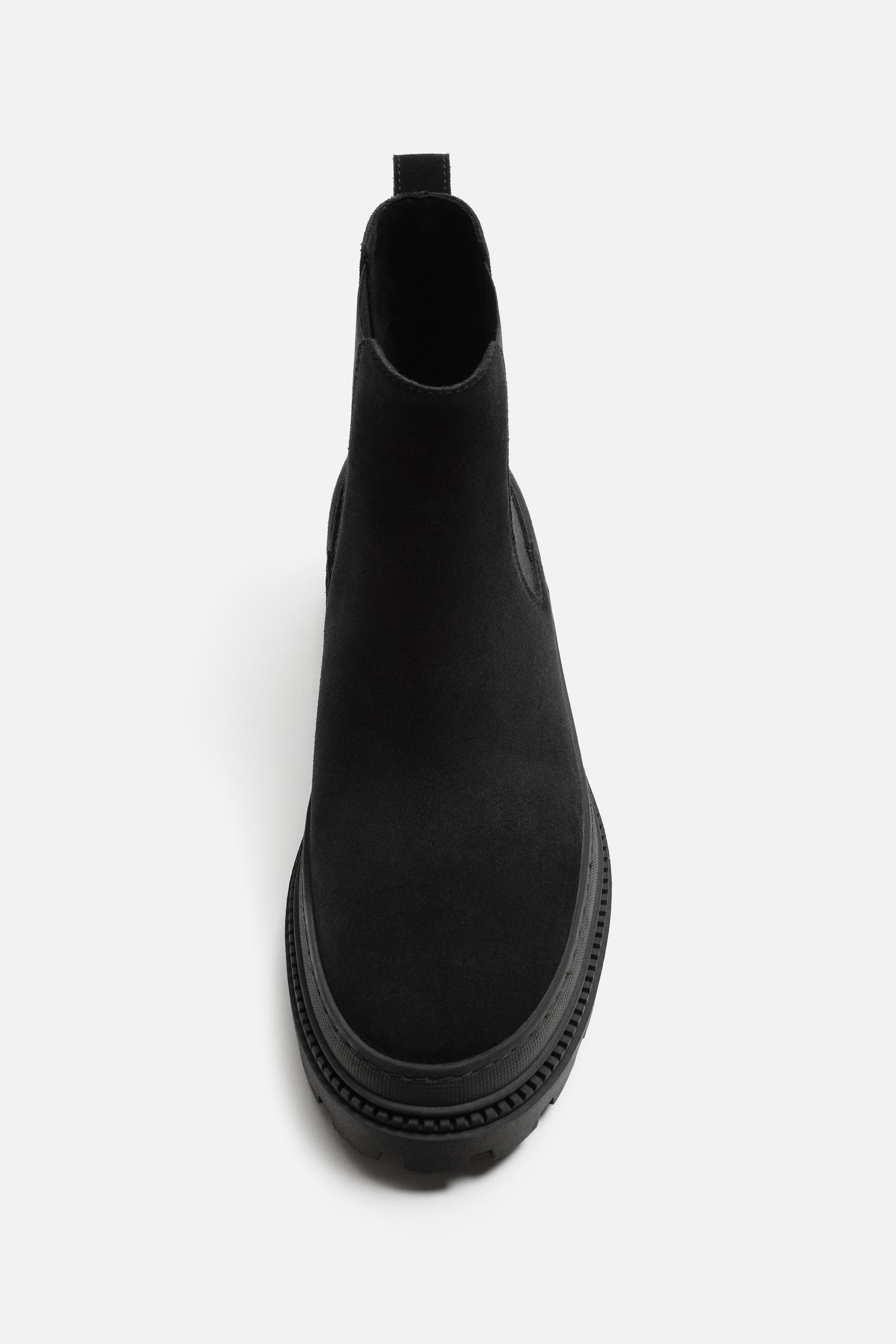 CHUNKY LEATHER CHELSEA BOOTS Product Image