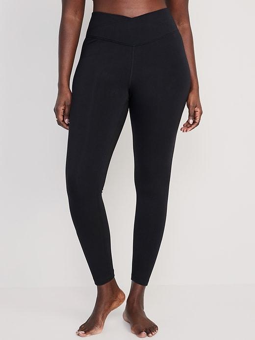 Extra High-Waisted PowerChill 7/8 Leggings Product Image