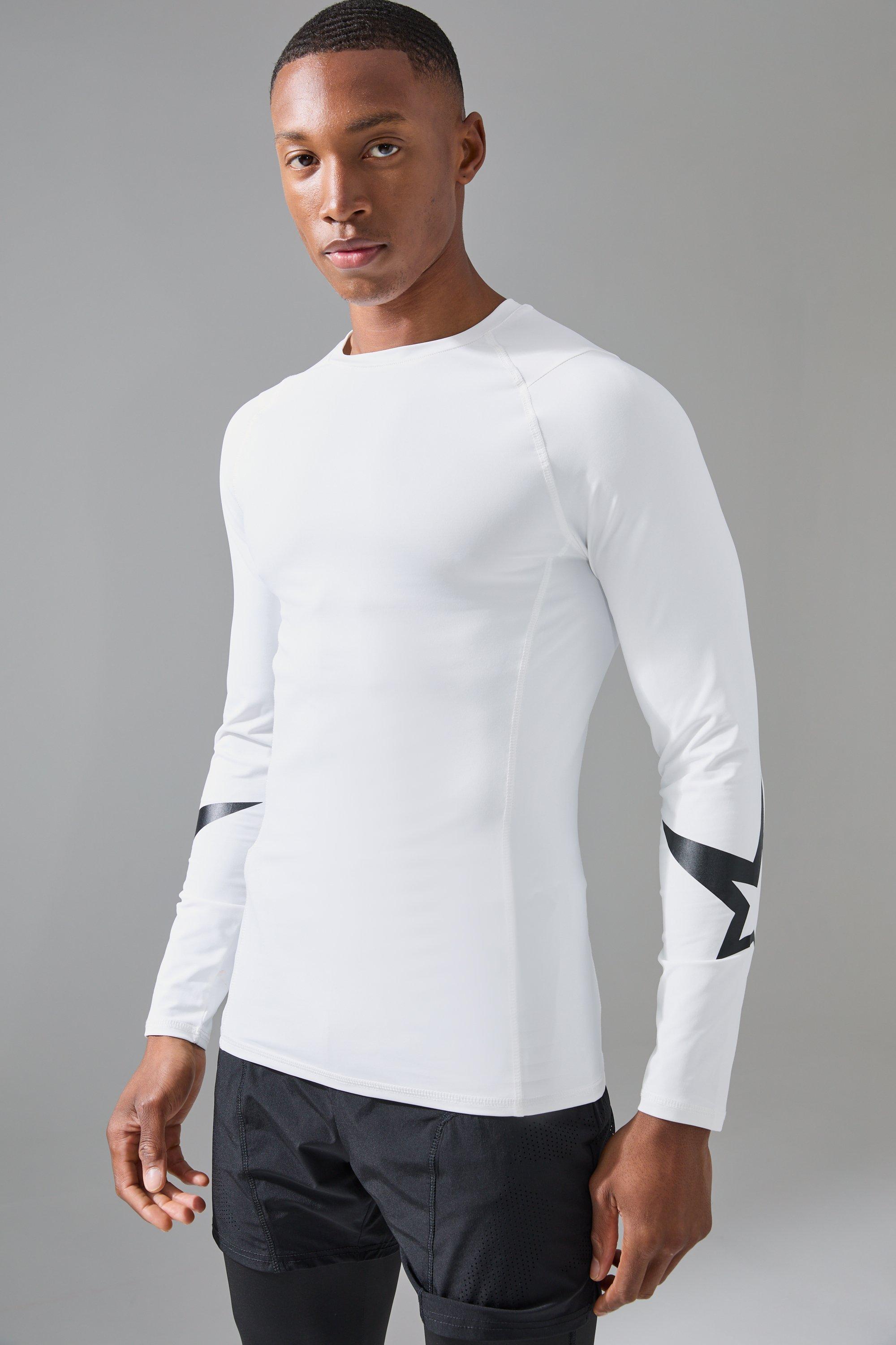 P-Star Active Muscle Fit Base Layer Star Print T-shirt | boohooMAN USA Product Image