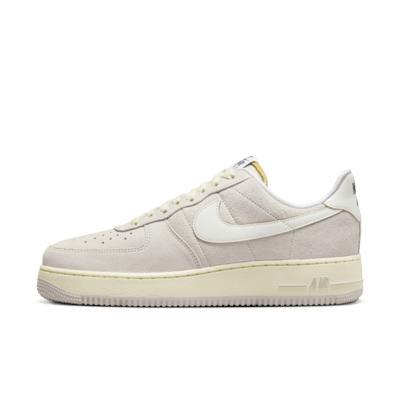 Nike Men's Air Force 1 '07 Shoes Product Image