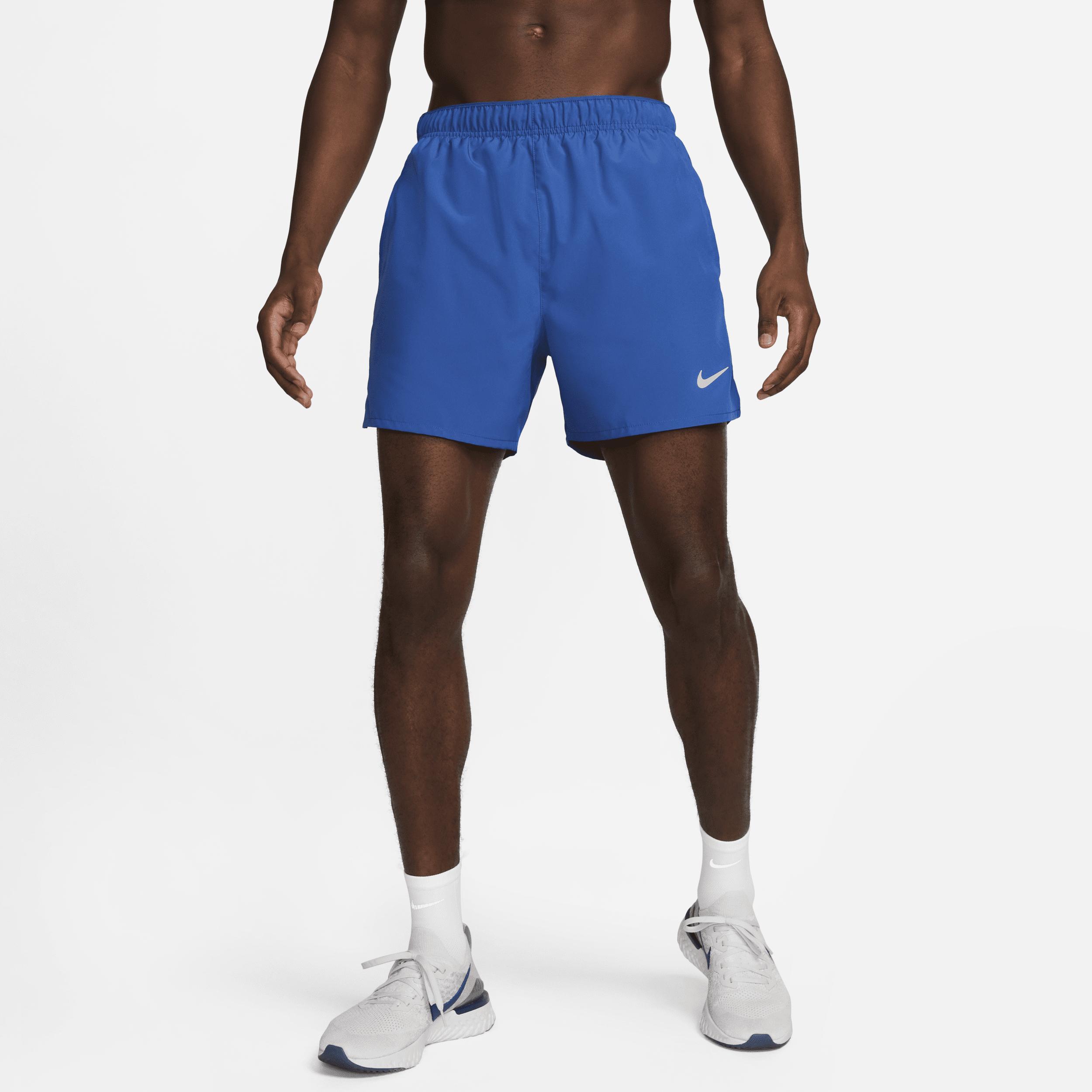 Nike Dri-FIT Challenger 5-Inch Brief Lined Shorts Product Image