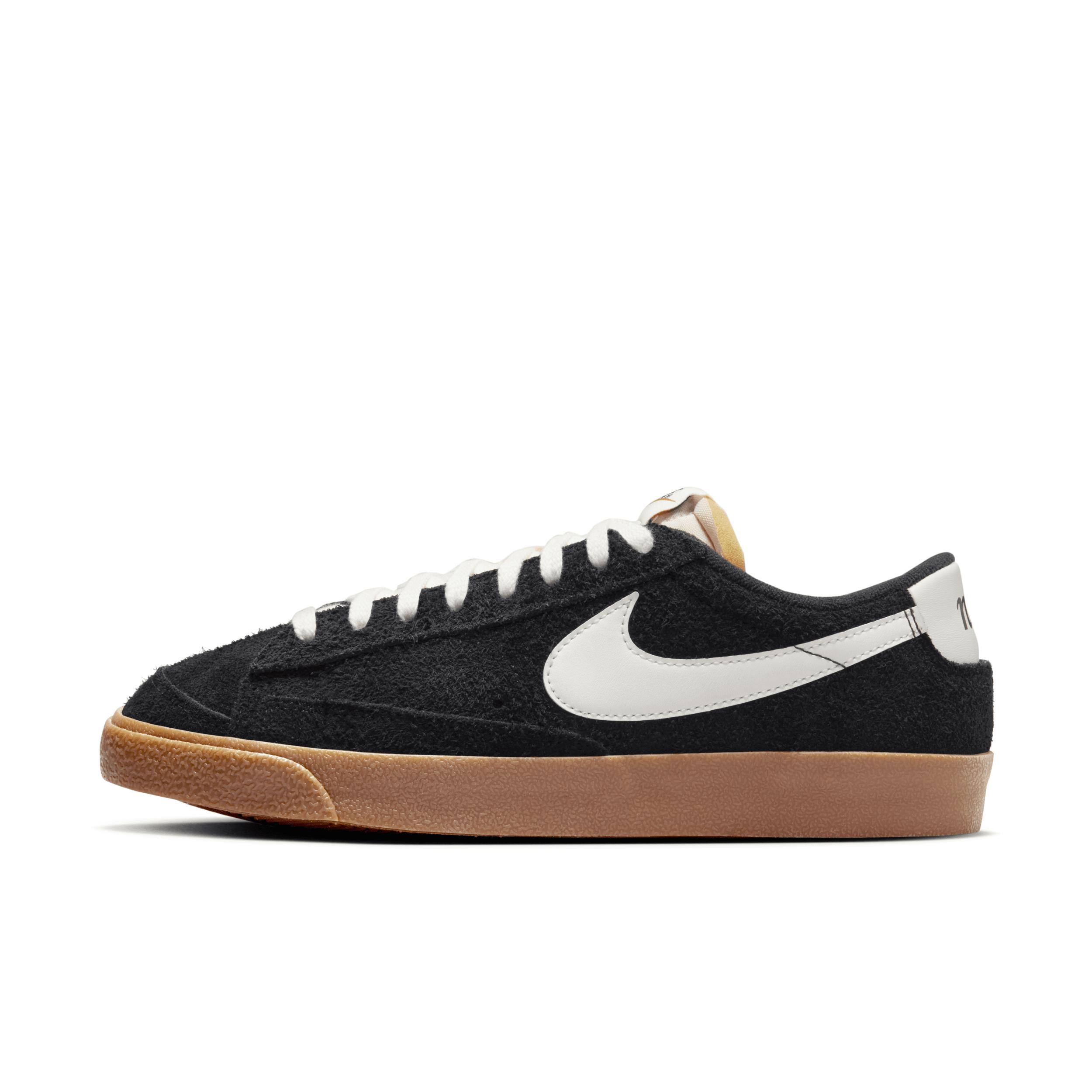 Nike Womens Blazer Low 77 Vintage Shoes Product Image