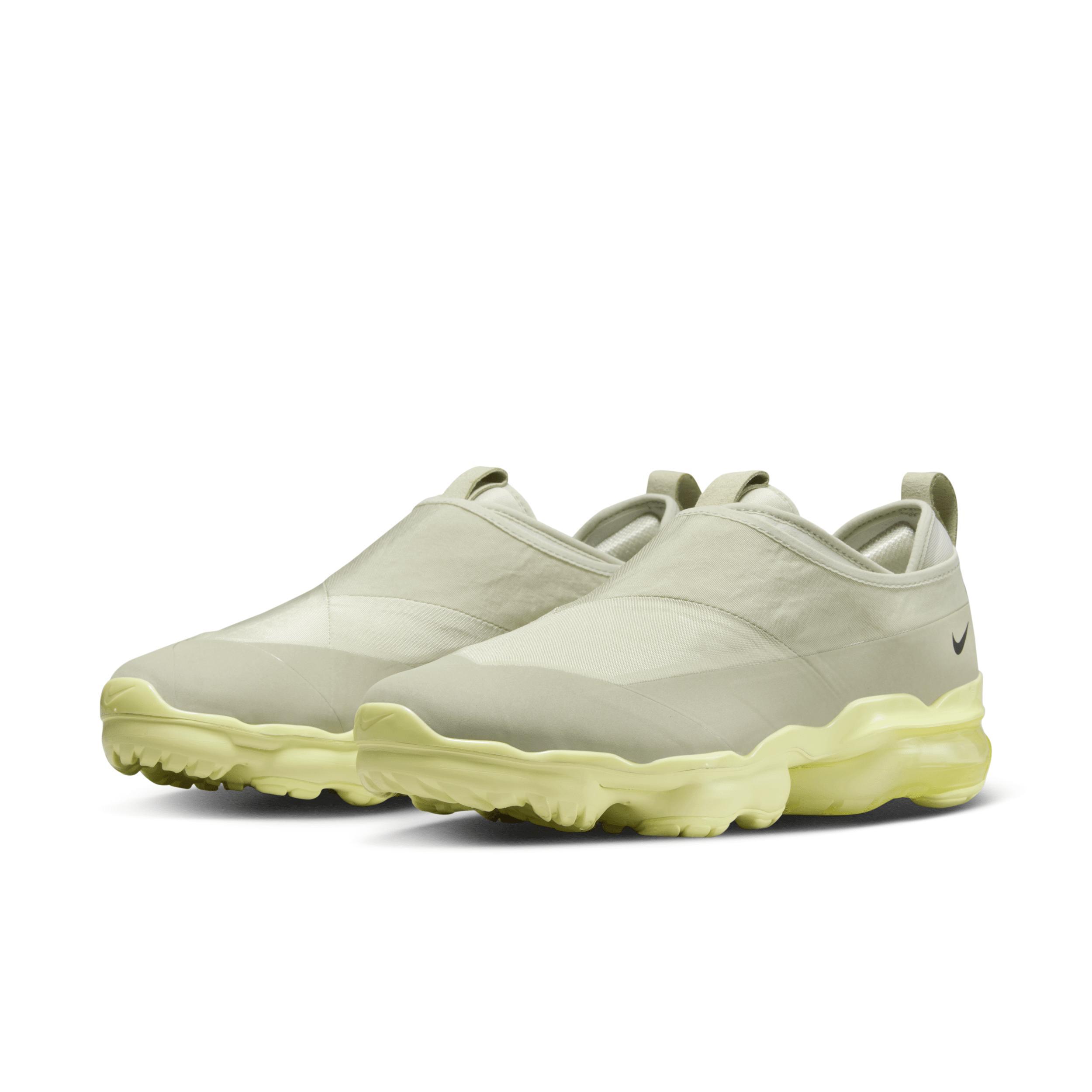 Nike Men's Air VaporMax Moc Roam Shoes Product Image