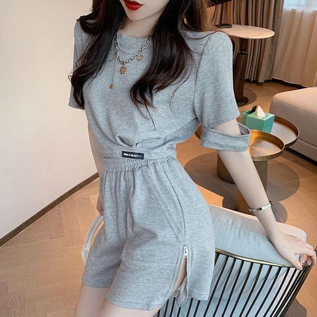 Set: Short-Sleeve Crew Neck Plain Cutout Crop T-Shirt + High Waist Zip Detail Shorts Product Image