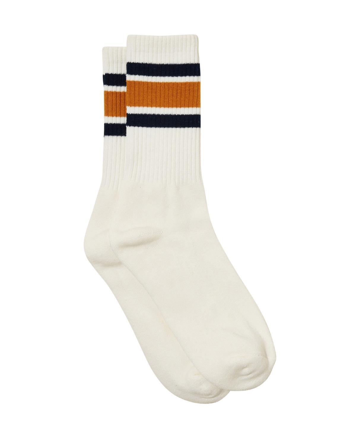 Men's Essential Socks Product Image