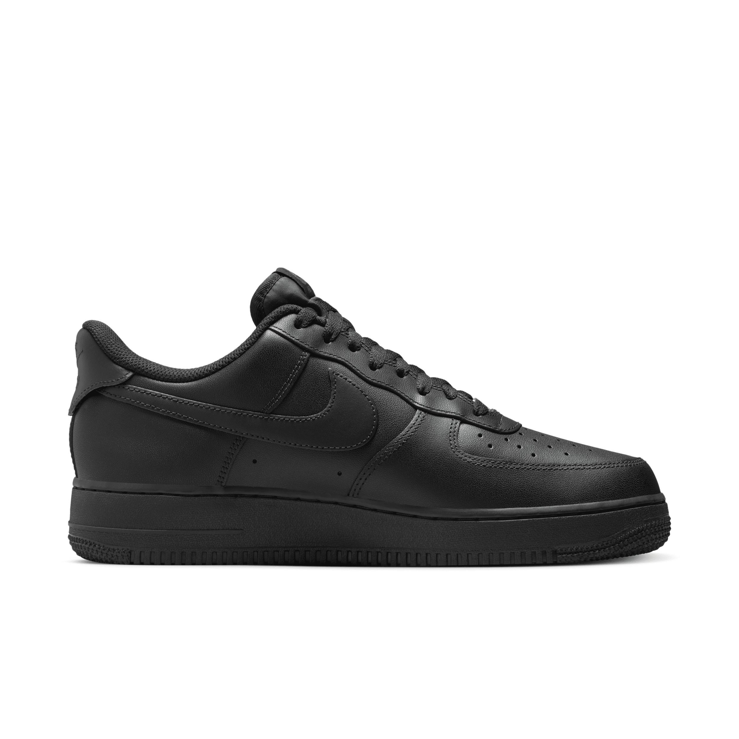 Nike Men's Air Force 1 '07 EasyOn Shoes Product Image