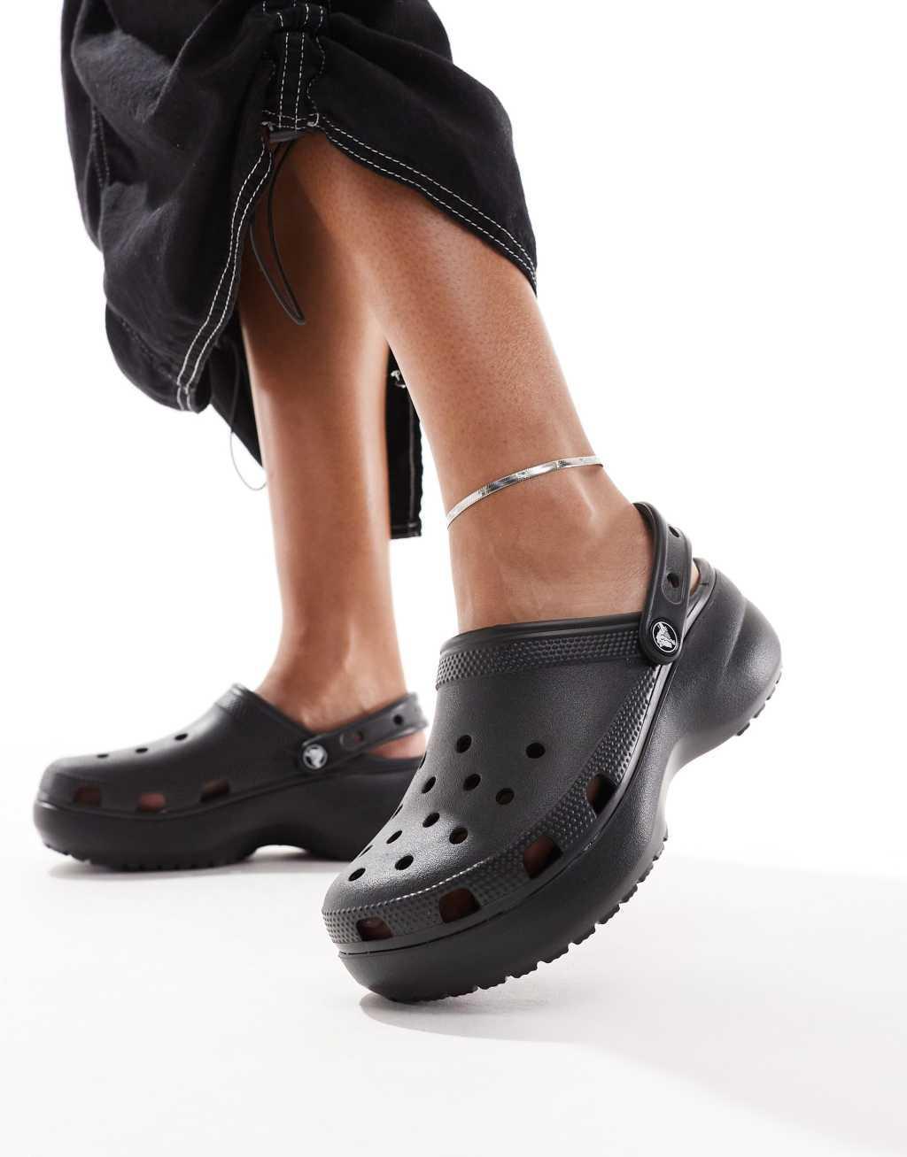 Crocs classic platform clogs in black product image