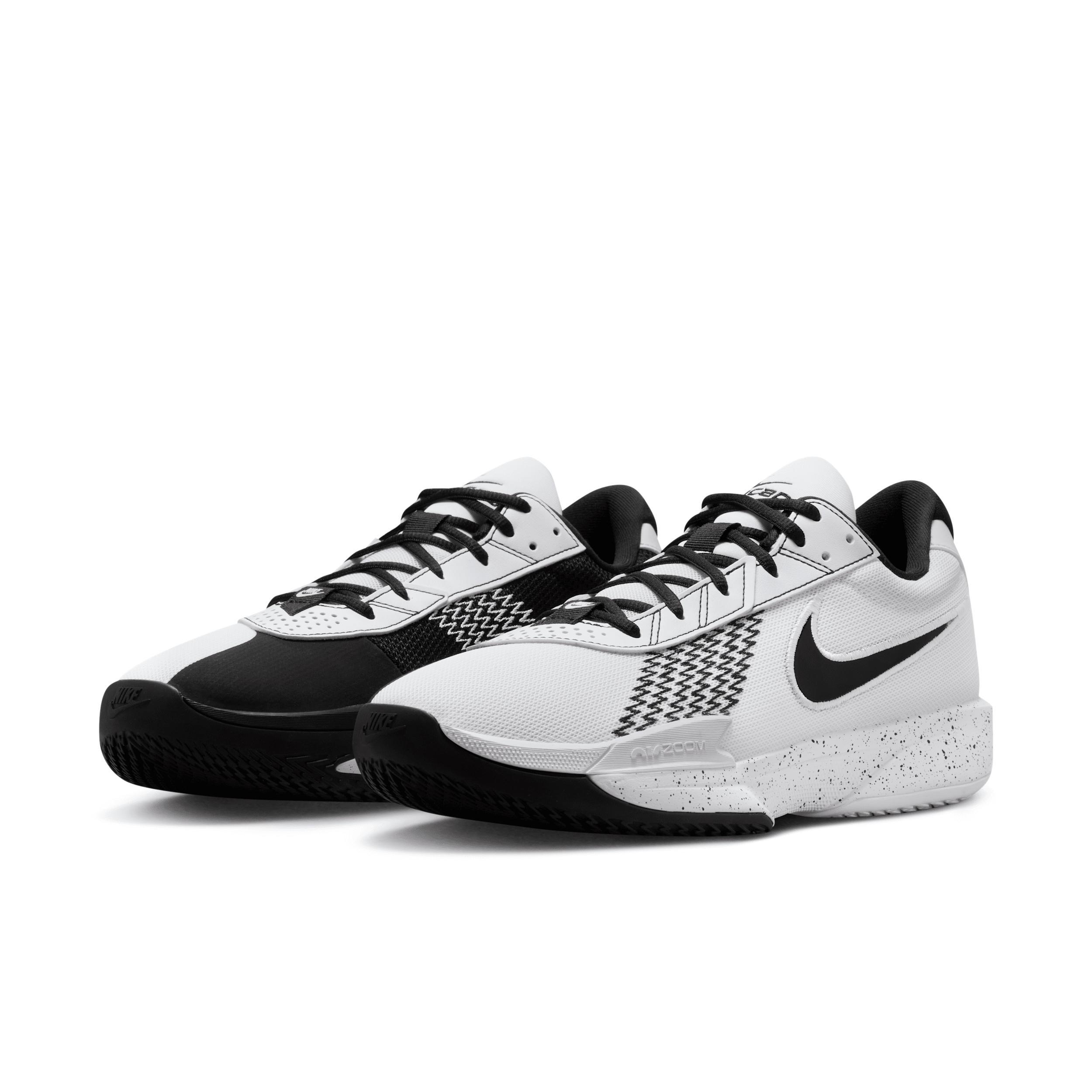 Nike Men's G.T. Cut Academy Basketball Shoes Product Image