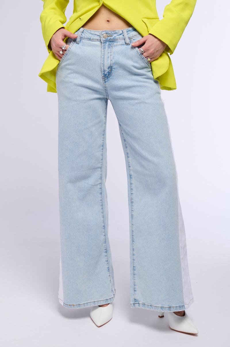 IN AND OUT MID RISE WIDE LEG JEANS Product Image