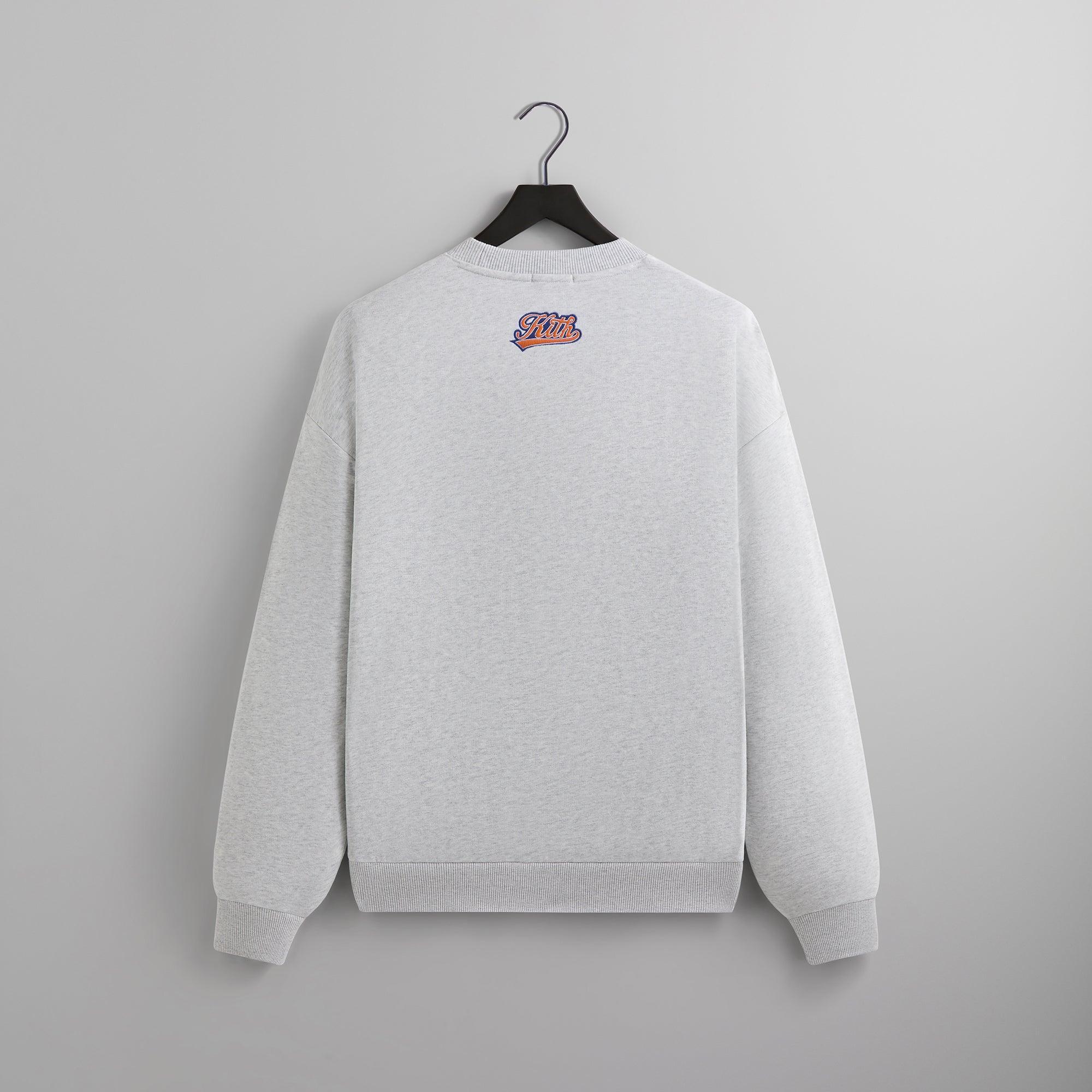 Kith for the New York Knicks Script Vintage Nelson Crewneck - Light Heather Grey Male Product Image