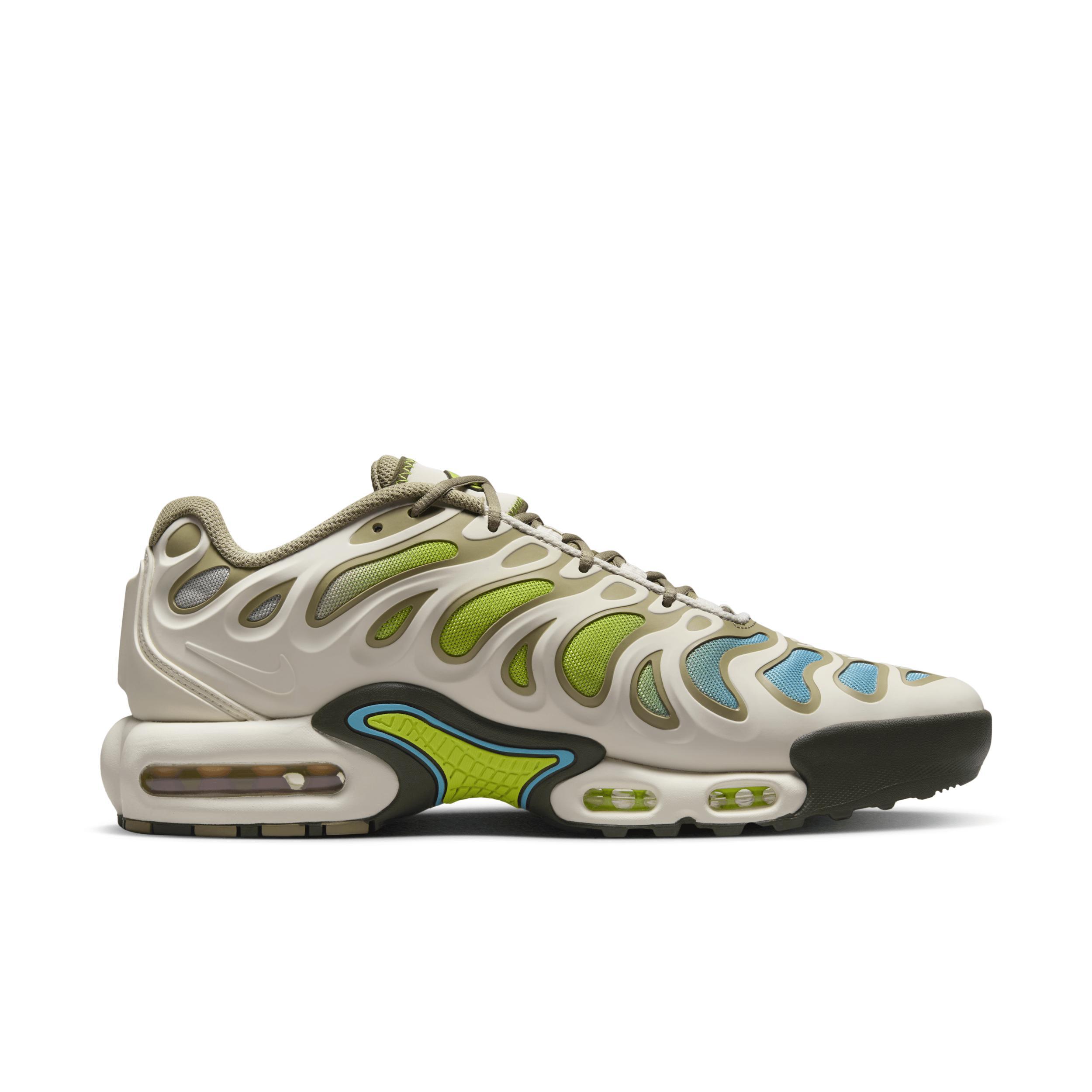 Nike Men's Air Max Plus Drift Shoes Product Image