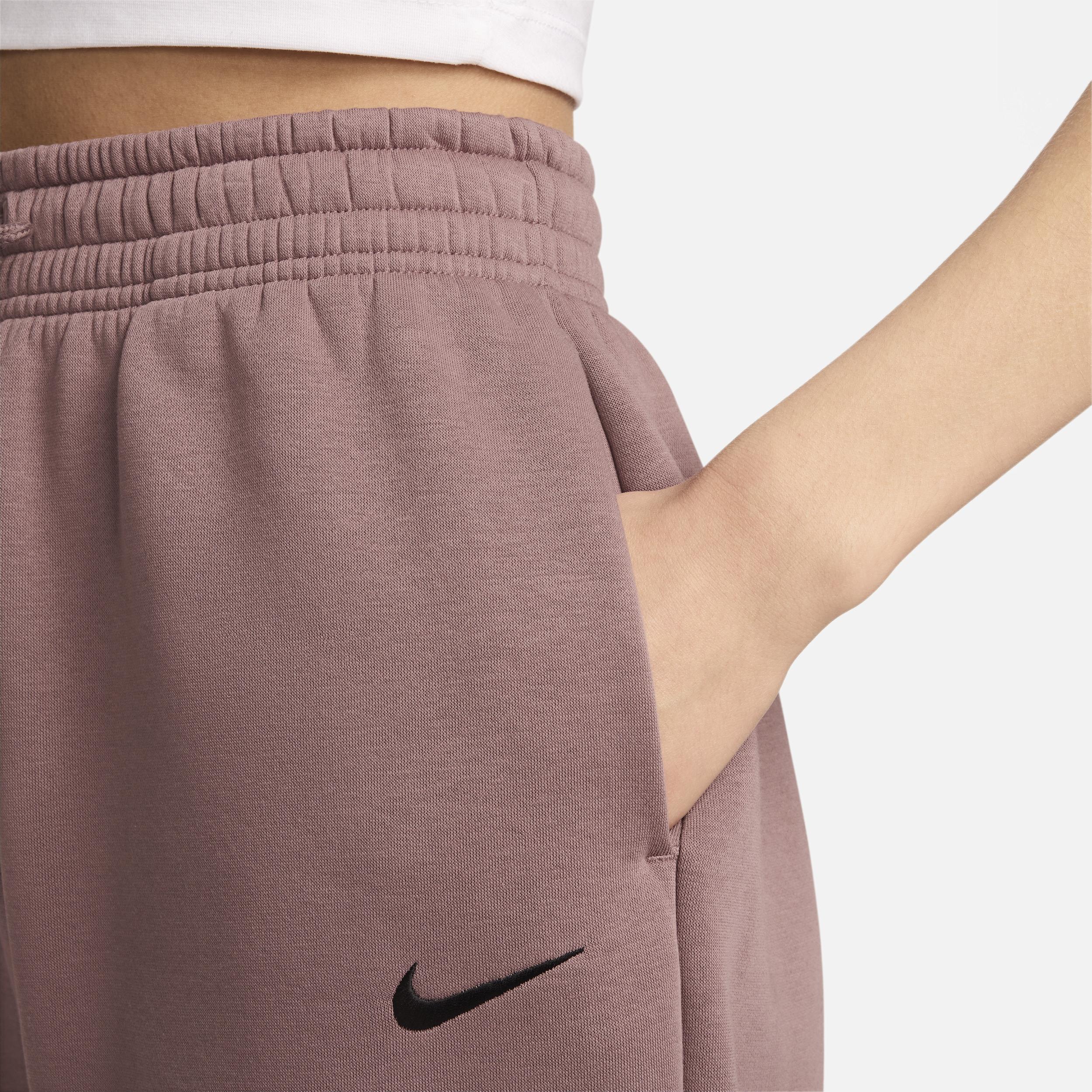 Women's Nike Sportswear Phoenix Fleece High-Waisted Oversized Sweatpants Product Image