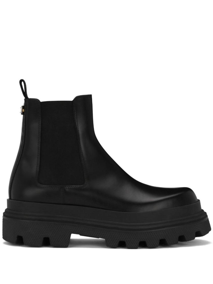 Brushed Leather Chelsea Boots In Black Product Image