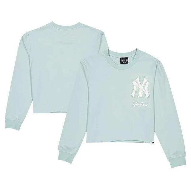 Womens New Era Mint New York Yankees Breeze Logo Select Cropped Long Sleeve T-Shirt Product Image