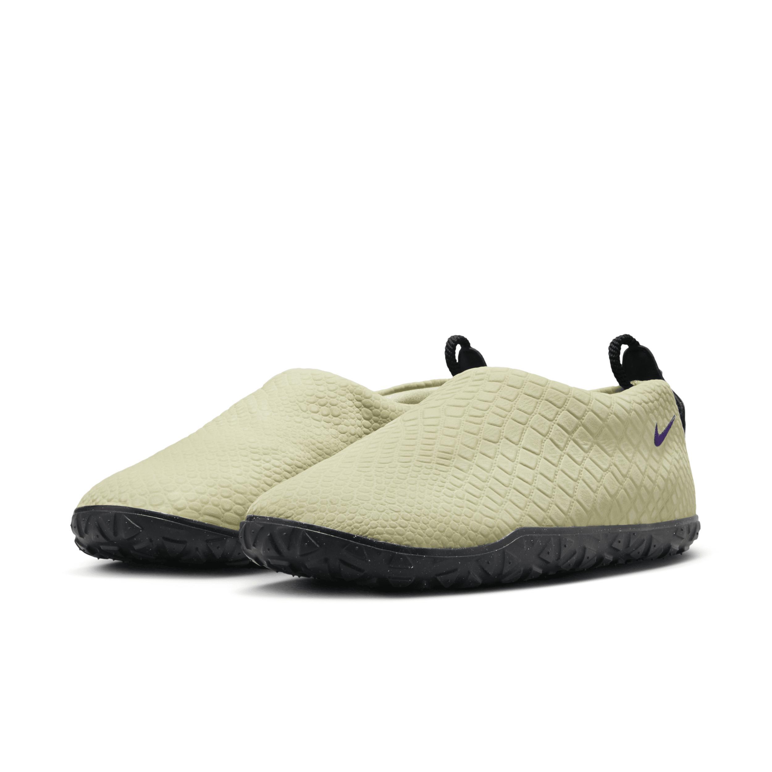 Mens Nike ACG Moc Premium Shoes Product Image