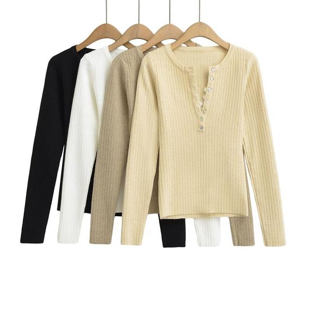 Long Sleeve Henley Neck Plain Ribbed Knit Crop Top Product Image