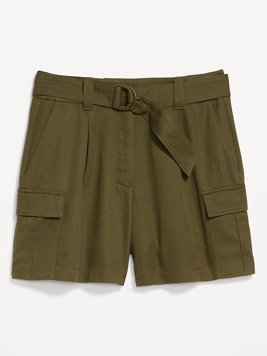 Extra High-Waisted Cargo Shorts -- 4.5-inch inseam Product Image