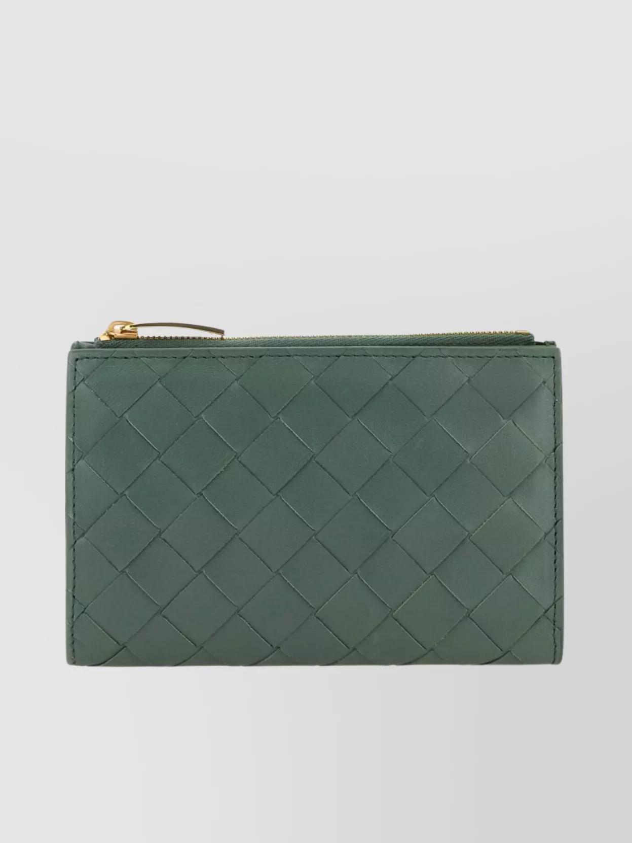 Quilted Medium Leather Wallet In Green Product Image