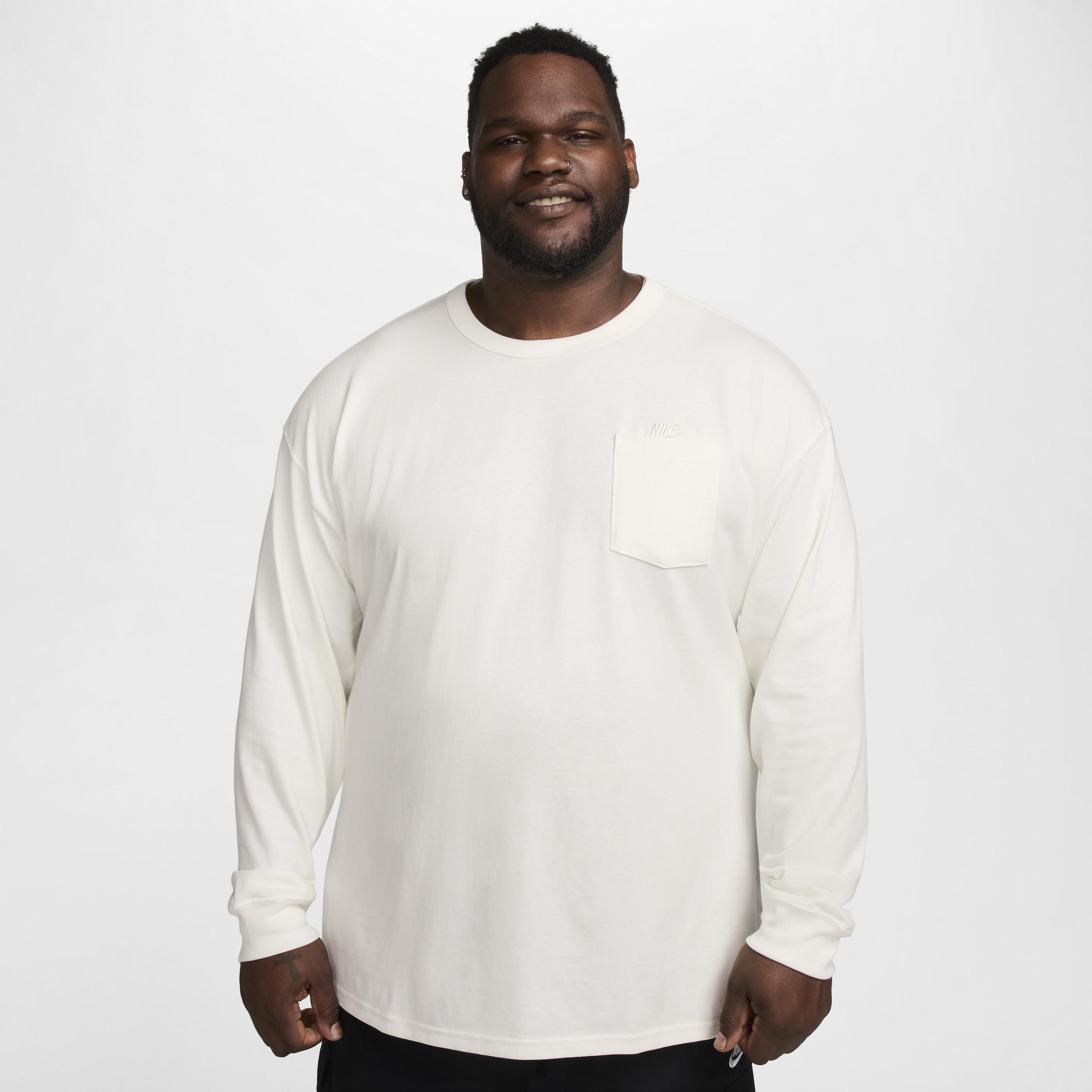 Men's Nike Sportswear Premium Essentials Long-Sleeve Pocket T-Shirt Product Image