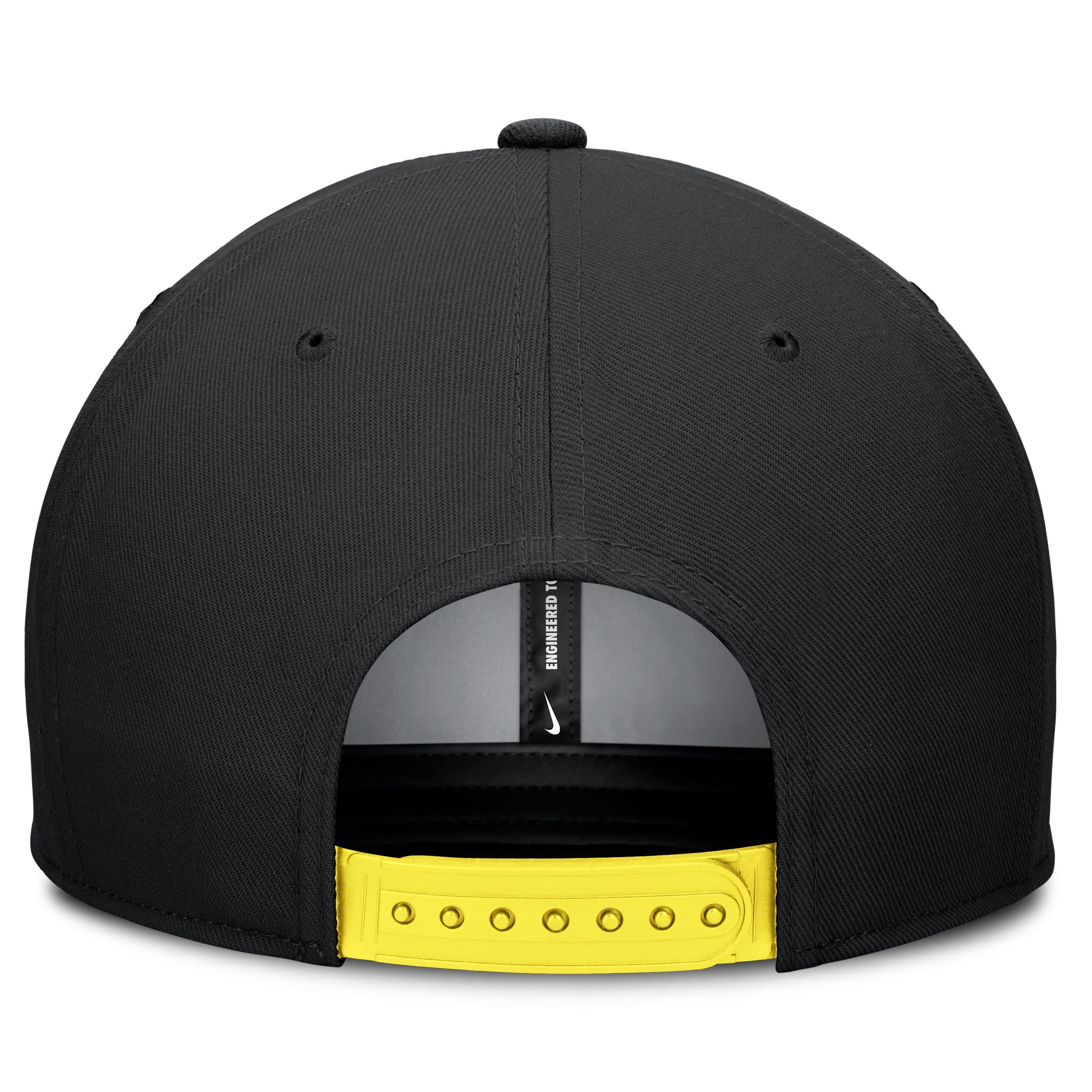 Oregon Ducks Sideline Pro Men's Nike Dri-FIT College Adjustable Hat Product Image