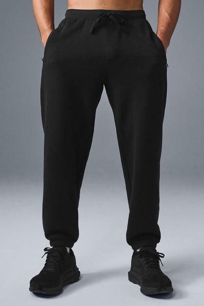 Triumph Restore Sweatpant - Black Product Image