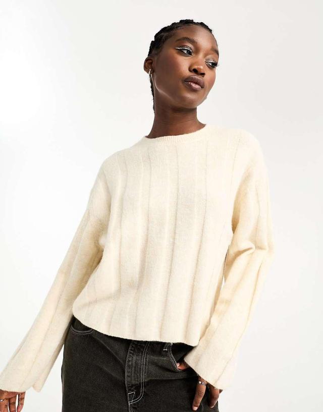 Weekday Fiona chunky knit sweater in light beige melange Product Image