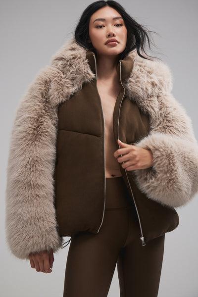 La Premiere Opulent Faux Fur Stunner Jacket - Espresso/Oat Product Image