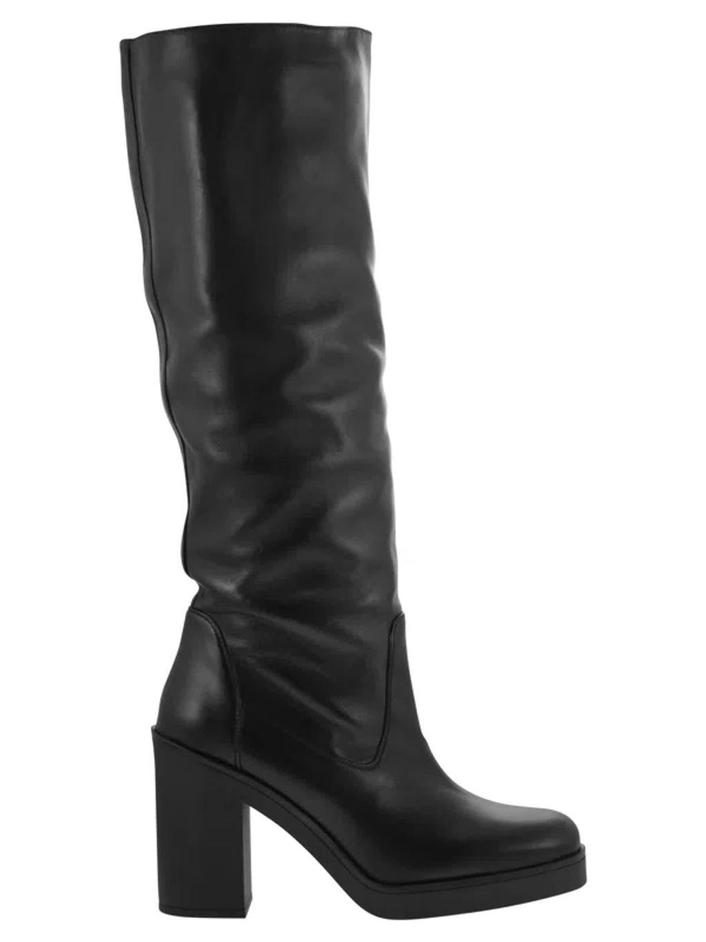 STUART WEITZMAN Boots In Black Product Image