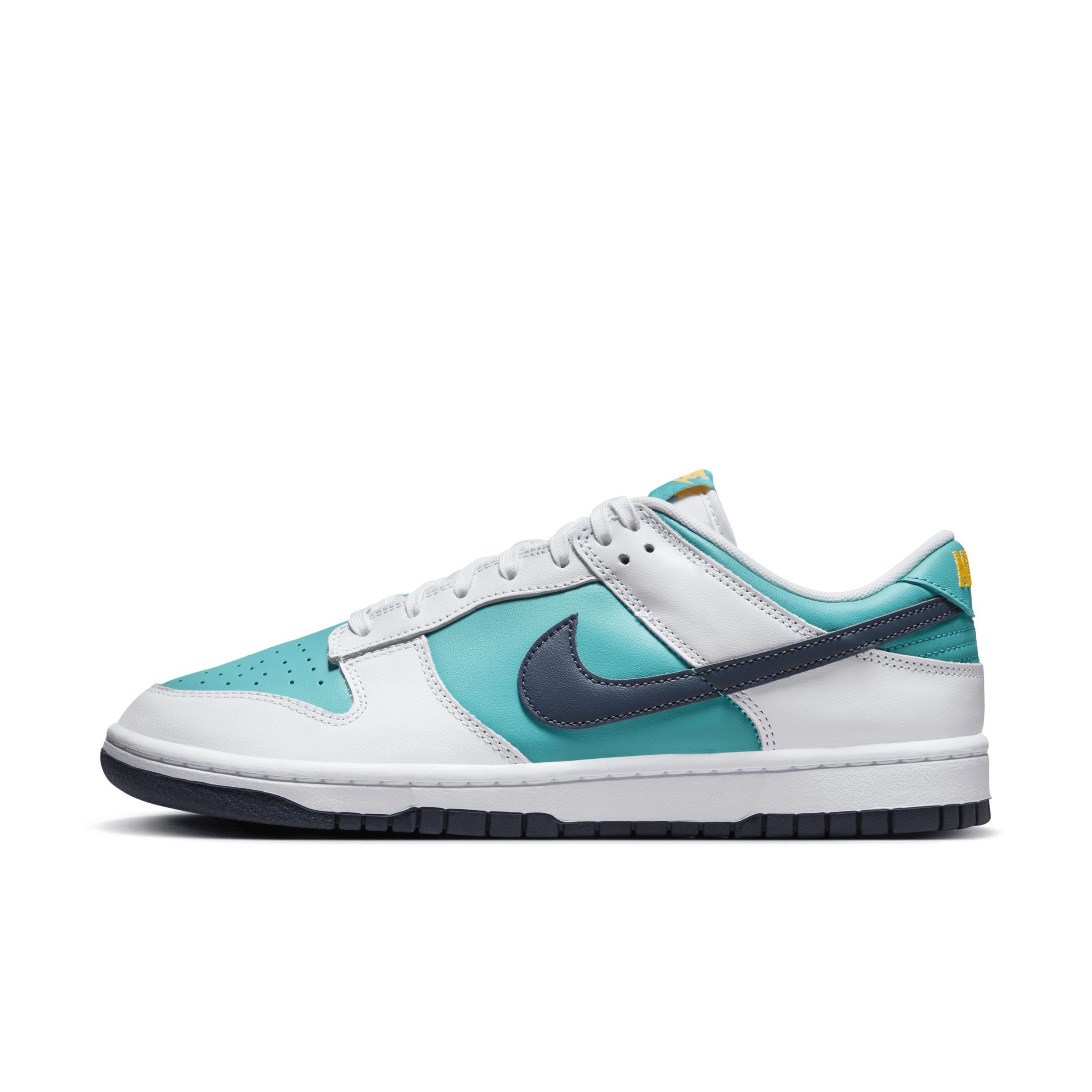 Nike Men's Dunk Low Retro Shoes Product Image