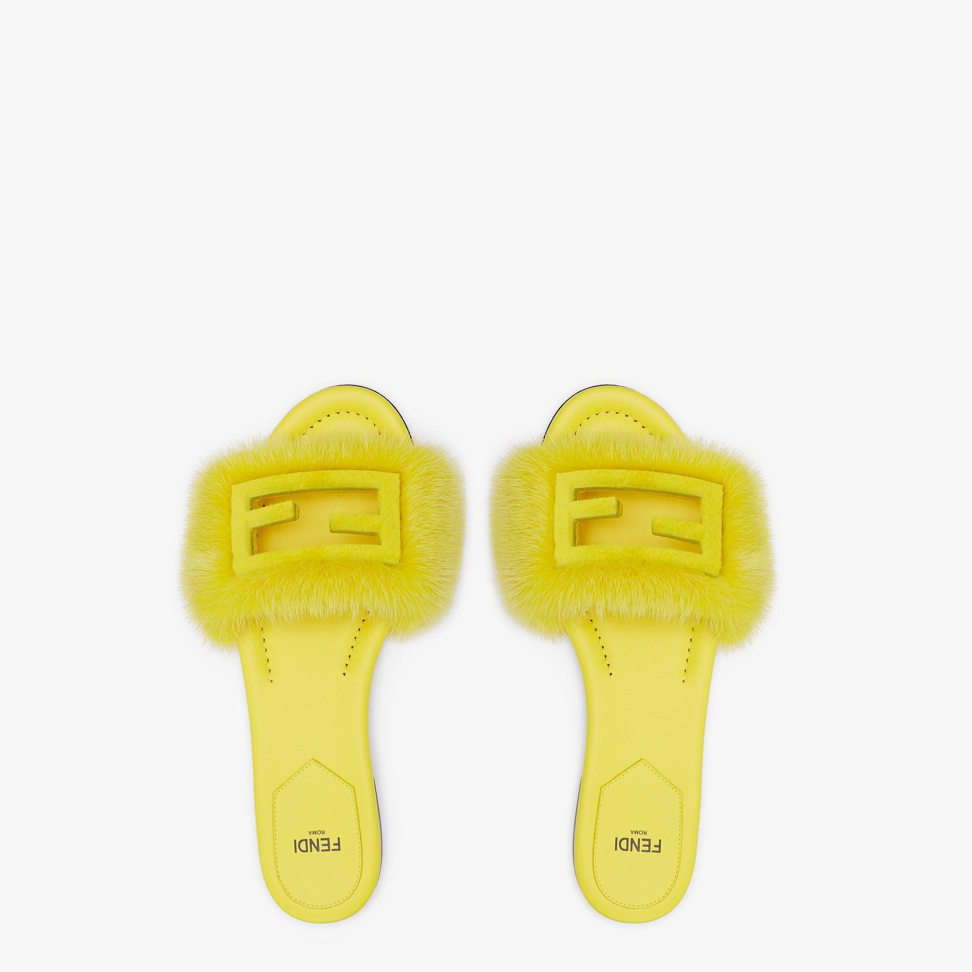 BaguetteYellow mink slides Product Image